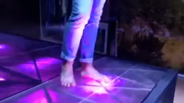 ЛидерДжинс смотреть онлайн