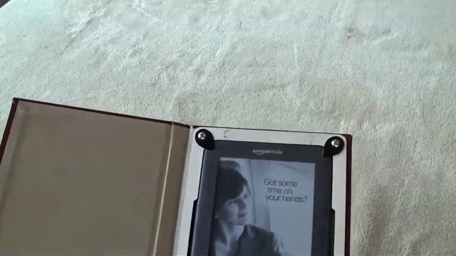 kindle Covers - Review of the Tech Book Kindle 3 Covers смотреть онлайн