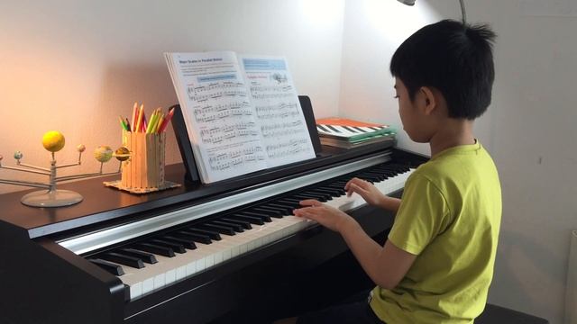 Calypso Holiday! Alfred's basic piano library lesson book level 4 смотреть онлайн