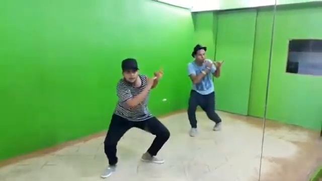 HUMBLE KRUMP & ROBOTIC DANCE YouTube 360p смотреть онлайн