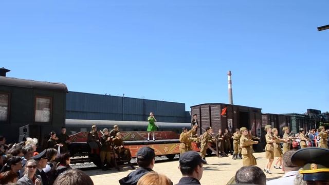 Отрывок из концерта. Станция Покровск. г.Энгельс. Ретро-поезд "Победа" ч.5 смотреть онлайн