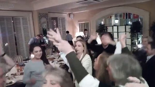 Сорок лет не виделись! смотреть онлайн