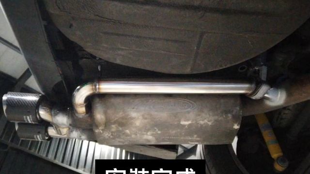 新竹龍嚎手工排氣管/BMW E46 320i 2.2/電子閥門/閥門繞管降低車內共振聲/雙出卡夢尾飾管 смотреть онлайн