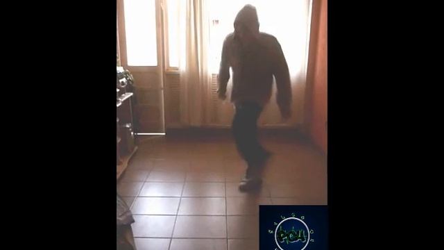 B l i i n d. Electro Shuffle смотреть онлайн