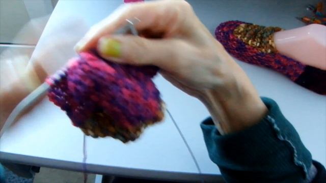 МОДНЫЕ ПРОСТЫЕ СЛЕДОЧКИ ТАПОЧКИ ДВУМЯ СПИЦАМИ БЕЗ ШВА БЫСТРО ЛЕГКО КРАСИВО "NORWICH" | HONEY AND AN смотреть онлайн