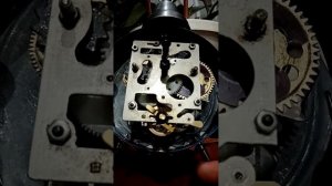 будильник Янтарь с колокольчиком