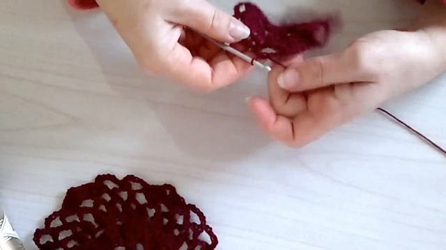 Вязание ажурного пуловера крючком. Часть 1 - основной шестиугольный мотив смотреть онлайн