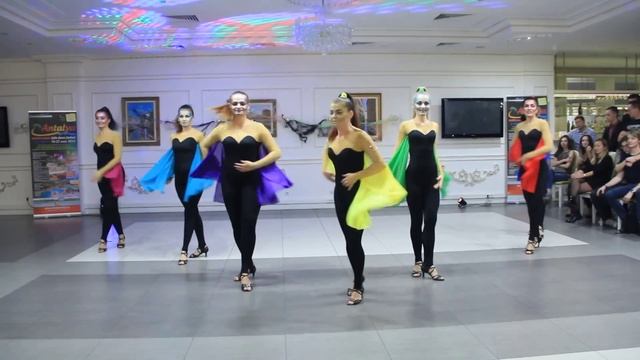 Salsa club - баччата смотреть онлайн