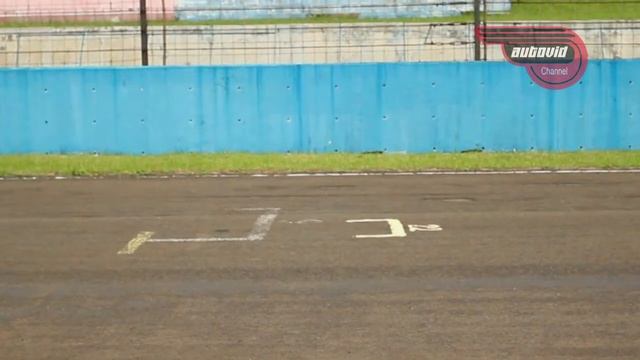 MERCEDES BENZ ONE MAKE RACE - ISOM SERI 7 2017 смотреть онлайн