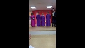 Выступает Ансамбль:"ПОЮЩИЕ СЕРДЦА" ко Дню Матери  с песней:"Женщины России"