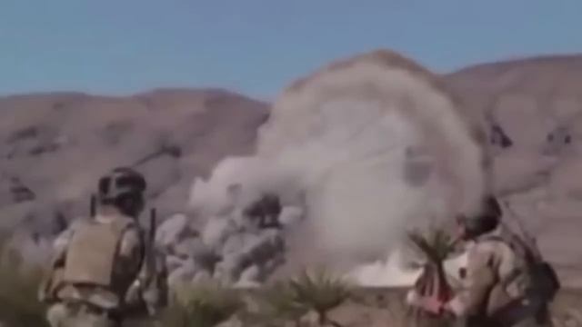 10 Гигантских Страшных Монстров, Снятых На Камеру. смотреть онлайн