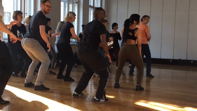 RUBEN-DANCE Merengue animation with Ruben Peguero смотреть онлайн
