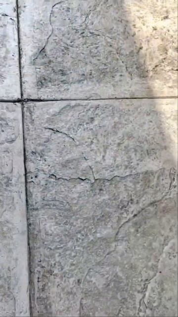 Фактурный печатный бетон в Ставрополе #печатныйбетон #фактурныйбетон #браширование #tiktok #youtube смотреть онлайн