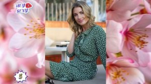 Older Women Over 60 Attractively Dressed Classy Beauty 144