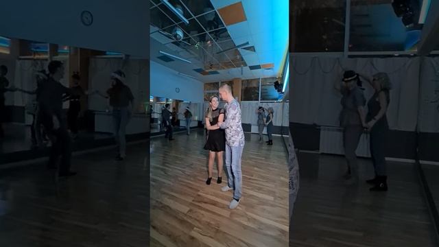 Ivan Zubov & Alesya Anisimova. Ivara Christmas and New Year 2023 WCS-Party смотреть онлайн