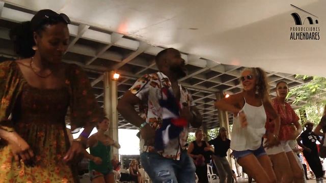 Seguimos de fiesta con el Festival de Salsa de Ritmo Cuba смотреть онлайн