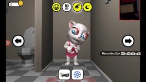 вышл новая игра ! Talking Maria.