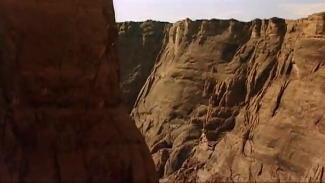 Песня из фильма "Золото Маккены" смотреть онлайн