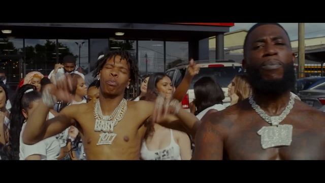 Gucci Mane - Both Sides feat. Lil Baby смотреть онлайн