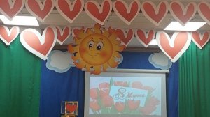 8 МАРТА. Украшение музыкального  зала.