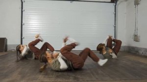 Ananas Team - Breaking | CULTURE CREATIVE SPACE