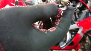 Замер компрессии на примере Honda cbr600f4i