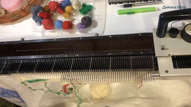 Перчатки поперечного вязания. На любой вязальной машине.