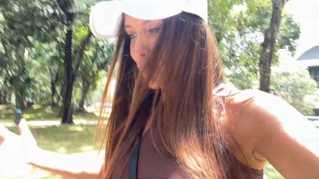 Luxury Girl в Малайзии / Океанариум / Башни Петронас смотреть онлайн