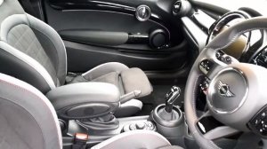 2024 MINI HATCH JCW LCI