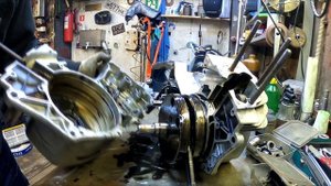 Дефектовка двигателя Ява 634 (Jawa 634) будни в мастерской