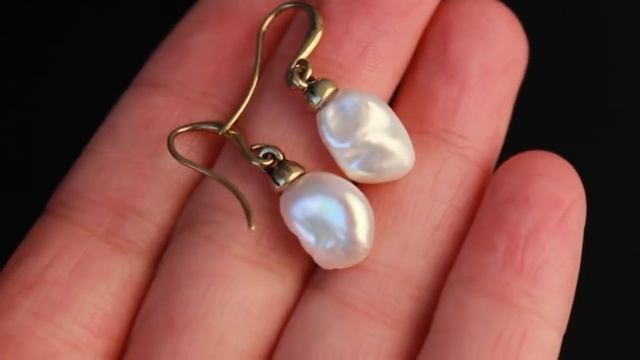 Classic Baroque Pearl Earrings смотреть онлайн