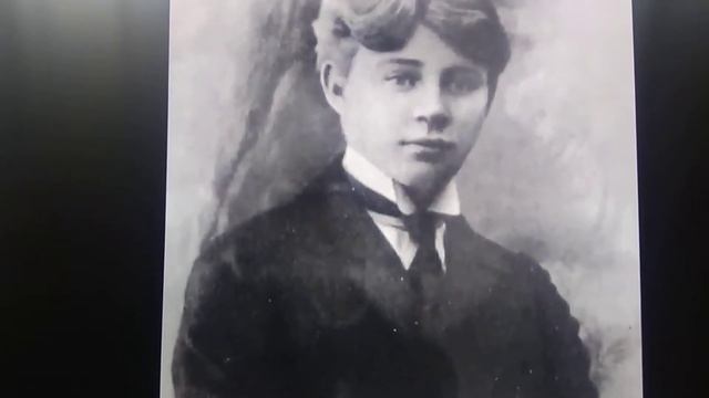 И надо мной звезда горит.../Сергей Есенин, 1911-1912г.г./ смотреть онлайн