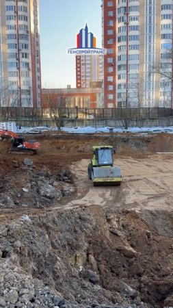 Разработка котлована с замещением непригодного грунта в основании котлована