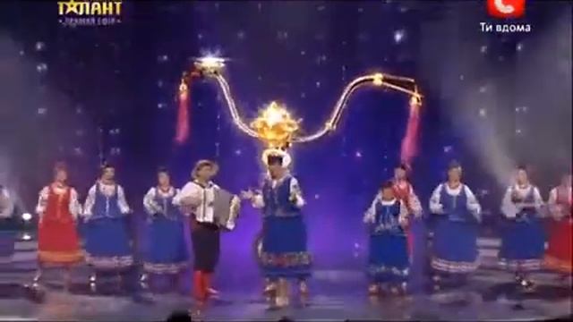'Україна має талант 5' Коллектив ''Лісапетний Батальйон''   Лісапед Большой Финал25 05 13