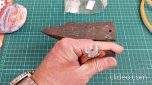 Небольшая переделка крепежа неоновой ленты.