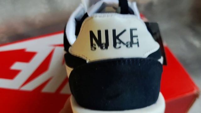 Кроссовки Nike