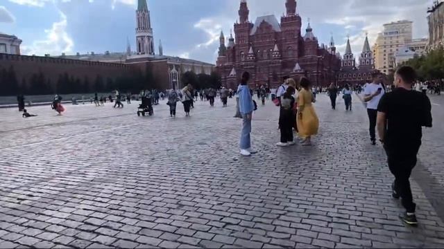 Nasimi Urud в прямом эфире! Красная площадь 5.08.24 смотреть онлайн