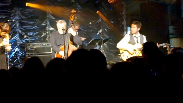 Zaz в Under The Bridge live in London, 06 May 2015 смотреть онлайн