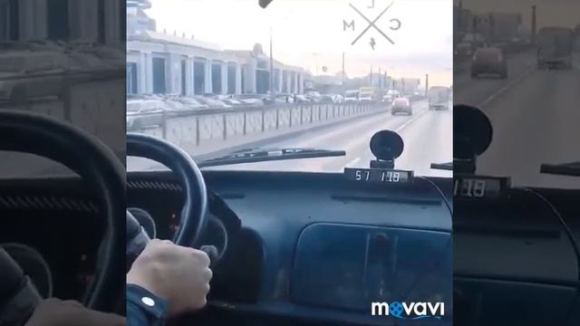 A 5.5 BMW engine was installed in the truck/В грузовик установили движок от БМВ на 5.5 смотреть онлайн