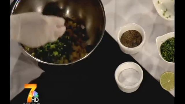 Pineapple Salsa - KWWL смотреть онлайн