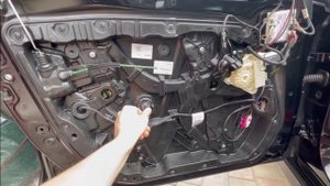 Повний розбір дверей Mercedes w213