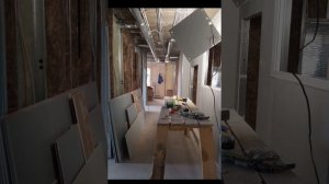 Стеновые панели Ласпан (Laspan) - коридор. Ламинированные гипсокартонные листы