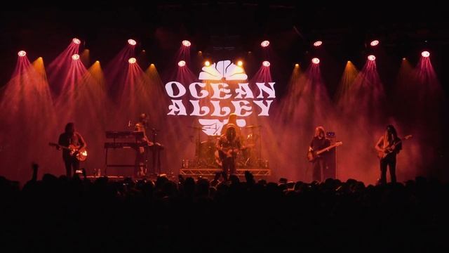 OCEAN ALLEY - STAINED GLASS (Live Debut @ Hordern Pavilion) смотреть онлайн