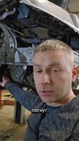Очередной китаец потерял мордаху)
В этот раз еще и прилично повреждена подвеска