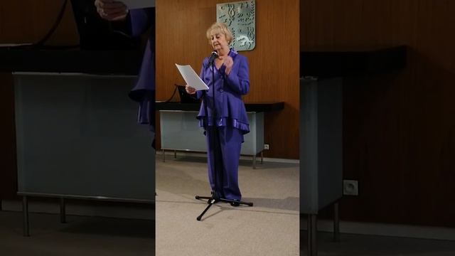 Бронислава Волкова. Вернисаж в Праге смотреть онлайн