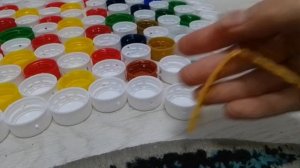 туториал на ковёр из крышек 💝