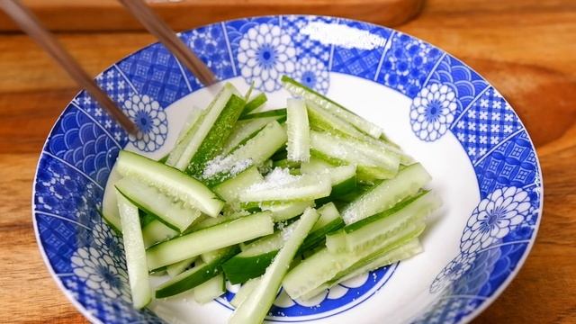 I didn't expect cucumber and tofu skin made like this are really refreshing and delicious смотреть онлайн