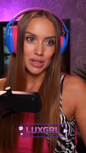 Luxury Girl запускает свой СКВАД на TWITCH смотреть онлайн