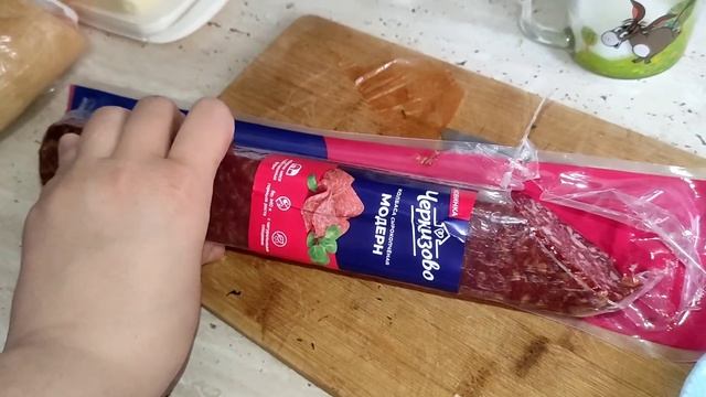 РАЗМОРАЖИВАЮ МОРОЗИЛКУ. БЕСПЛАТНЫЙ СПЕКТАКЛЬ.