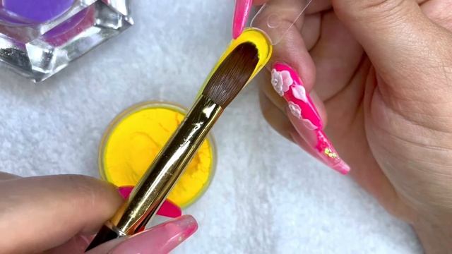 Pop Art Collection Relaxing Swatch Video | Valentino Beauty Pure смотреть онлайн